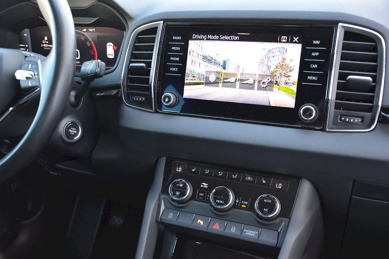 Škoda Karoq (2023) 1.0 TSI 81 KW Style - fotka 26 z 26