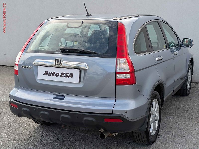 Honda CR-V (2007) 2.0i-VTEC 4x4, ČR, AT, park - fotka 4 z 15
