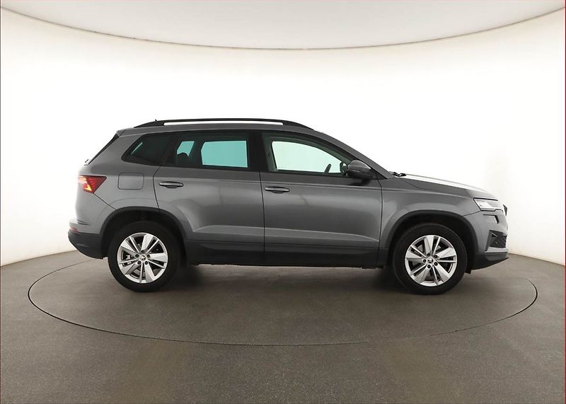 Škoda Karoq (2024) Style 1.5 TSI - fotka 6 z 17