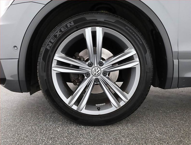 Volkswagen Tiguan (2019) R-Line 2.0 TDI - fotka 18 z 18