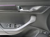 Škoda Karoq - náhled 12