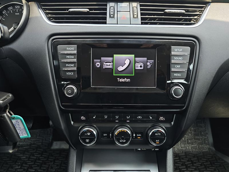 Škoda Octavia 1.2TSI BOHATÁ VÝBAVA 1Majitel - fotka 21 z 22