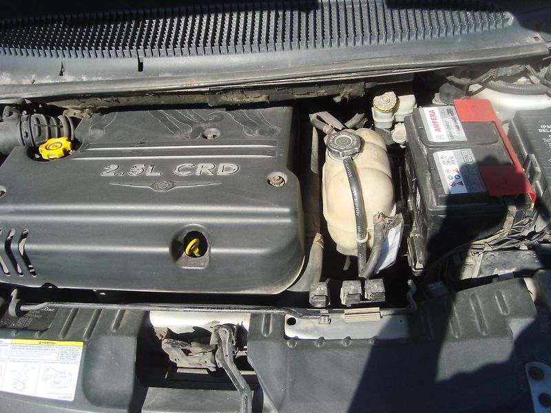 Chrysler Grand Voyager (2003) 2,5CRD - fotka 14 z 14