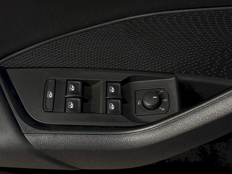 Škoda Octavia (2022) 1.0 TSI 81 kW Active - fotka 8 z 20