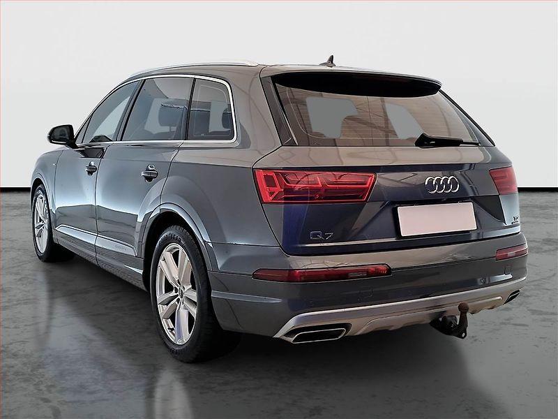 Audi Q7 (2018) S-Line 3.0 TDI - fotka 4 z 25