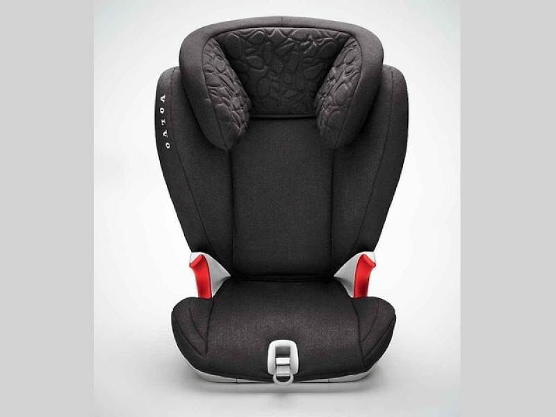 Automobilka Volvo představila vlastní dětské autosedačky.