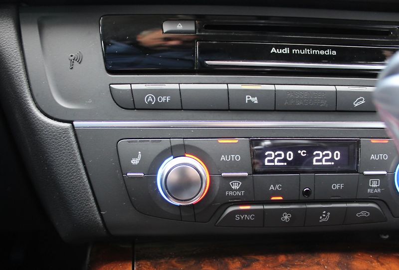 Audi A6 Allroad Quattro  - fotka 14 z 26