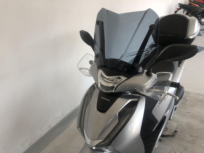 Honda SH 125i ABS - fotka 12 z 16