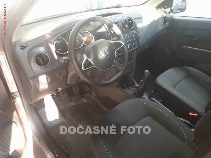 Dacia Logan (2019) 1.0 i - fotka 3 z 3
