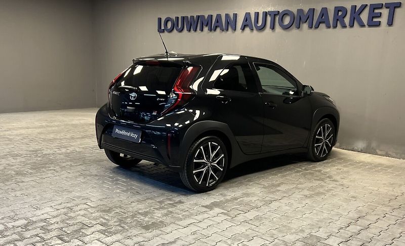 Toyota Aygo 1,5 Hybrid AT GR Sport - fotka 2 z 16