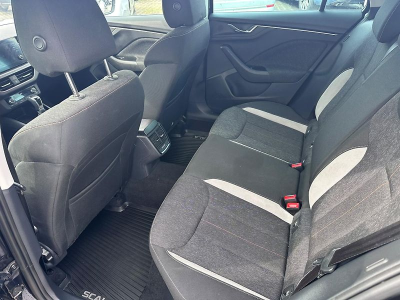 Škoda Scala 1,5 TSI DSG STYLE,1.MAJ.ČR,DPH - fotka 12 z 13