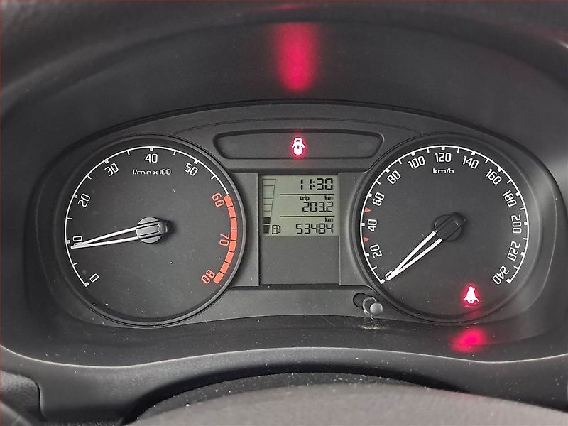 Škoda Fabia (2009) 1.2 - fotka 11 z 13