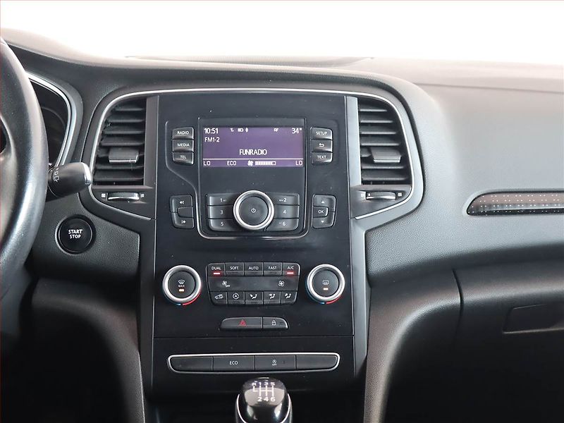 Renault Mégane (2016) 1.2 TCe, Serv.kniha, Tempomat - fotka 12 z 19