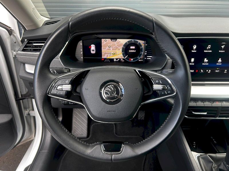 Škoda Octavia (2023) 1.5 TSI 110kW MP6 Style - fotka 7 z 35