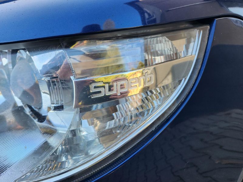 Škoda Superb 2.0-PRAV.SERVIS-TOP VÝBAVA - fotka 8 z 37