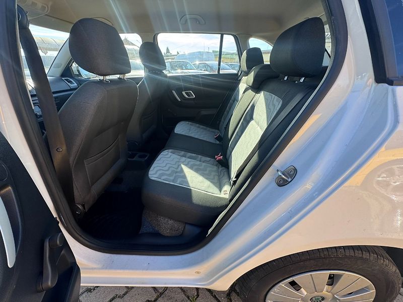 Škoda Fabia (2009) 1,6i 77 KW ROZVODY - fotka 29 z 46