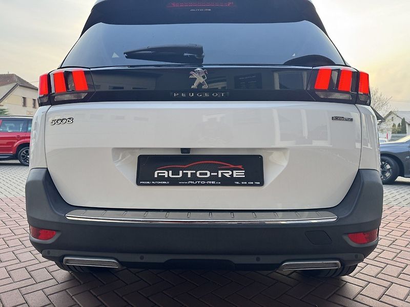 Peugeot 5008 (2020) 1.5 BlueHDi GT-Line LED Kamera - fotka 43 z 50