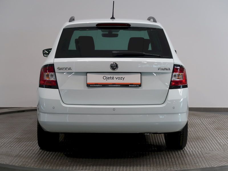 Škoda Fabia (2016) STYLE 1.2TSI 81KW DSG - fotka 9 z 37