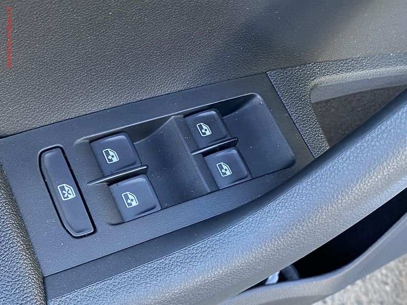 Škoda Octavia (2019) 1.6 TDi 4x4, 1.maj,ČR, Style - fotka 10 z 17