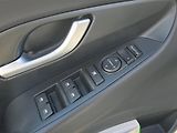 Hyundai i30 (2023) Comfort 1.5i 81kw, serv. kniha - náhled 14