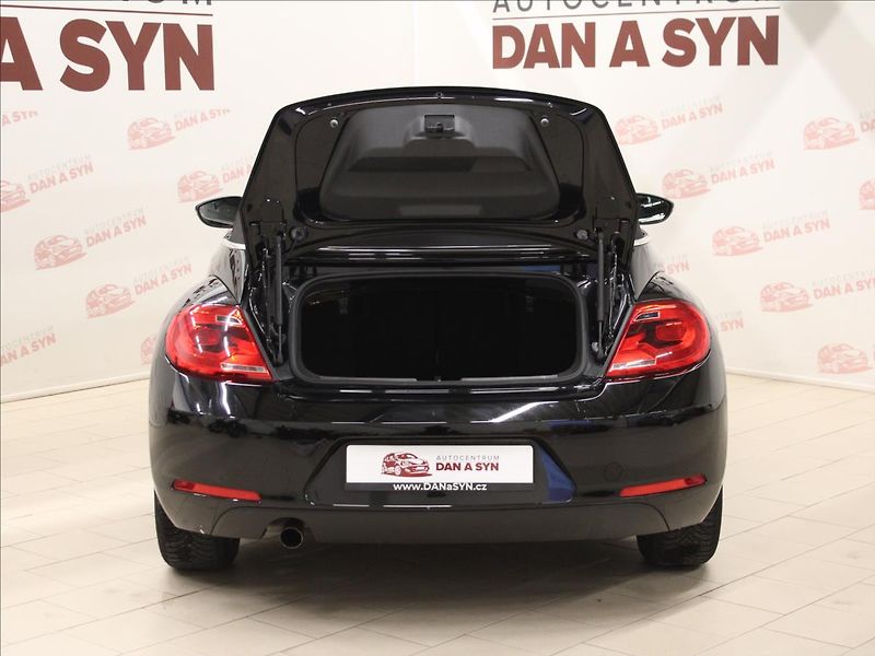 Volkswagen Beetle 1,2 TSI Cup TOP STAV - fotka 7 z 35