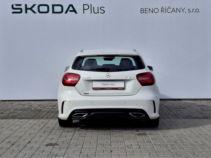 Mercedes-Benz Třídy A (2017) AMG Automat 4 Matic 2,0i 135kW - fotka 13 z 35