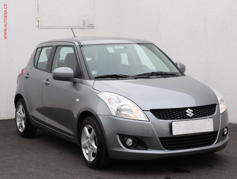 Suzuki Swift (2010) 1.3i, ČR - fotka 1 z 3