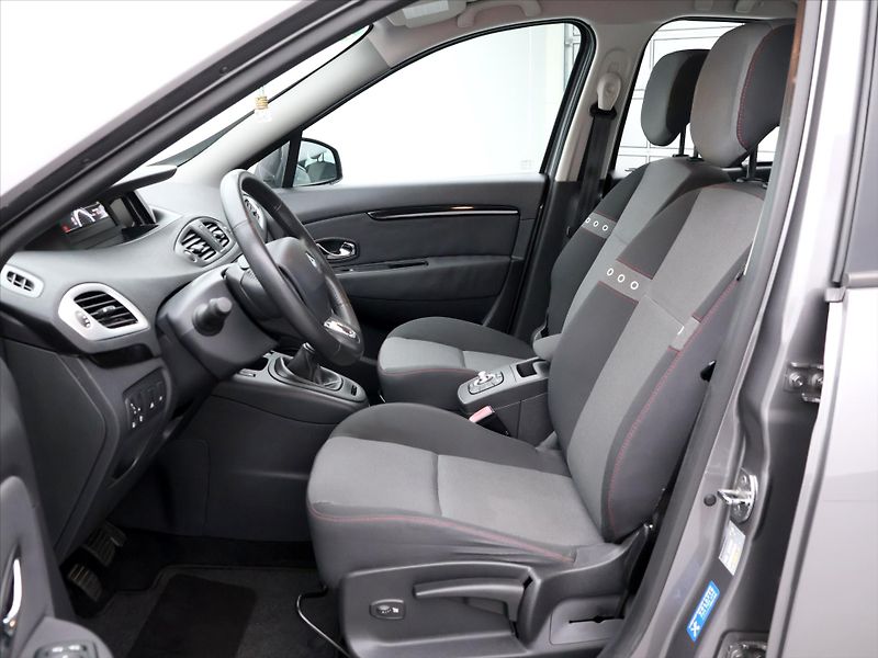 Renault Scénic 1,2 TCe 97kW Energy 1.Maj. - fotka 11 z 42