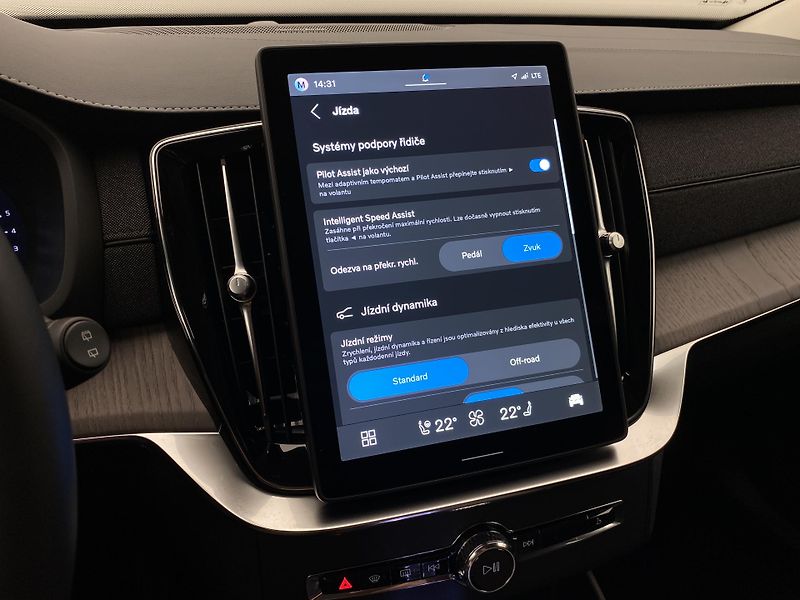 Volvo XC90 (2026) B5 AWD AUT BRIGHT PLUS 7míst - fotka 50 z 73