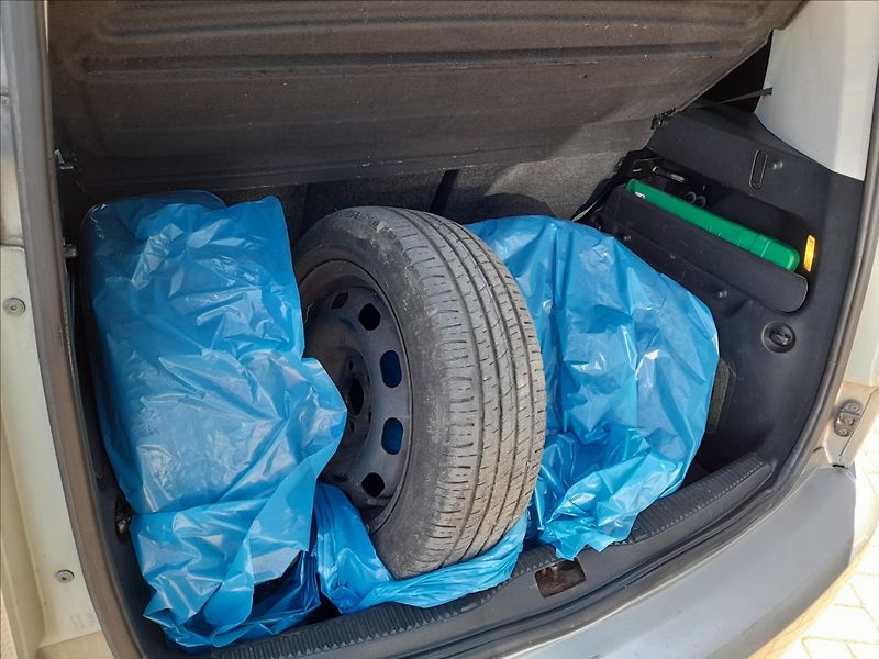 Škoda Roomster 1,4 TDi STÁLE U NÁS - fotka 16 z 17