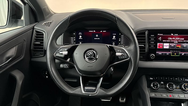 Škoda Karoq 1.5 TSI DSG Sportline - fotka 9 z 27