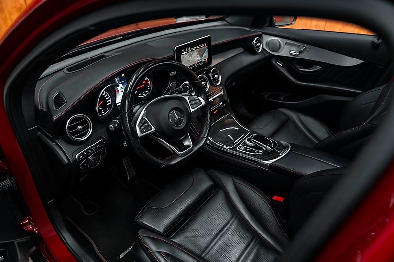 Mercedes-Benz GLC - fotka 8 z 23