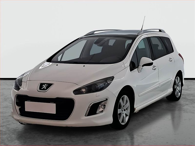 Peugeot 308 (2012) 1.6 HDi, 7 míst, jezdí výborně - fotka 2 z 17