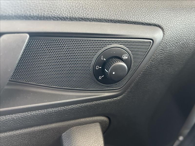 Škoda Yeti 1,2   TSI 81kW,SERVISKA - fotka 12 z 21