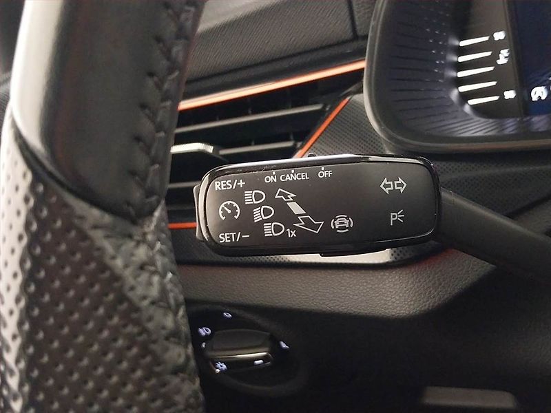 Škoda Scala (2022) Monte Carlo 1.0 TSI, Automat - fotka 19 z 23