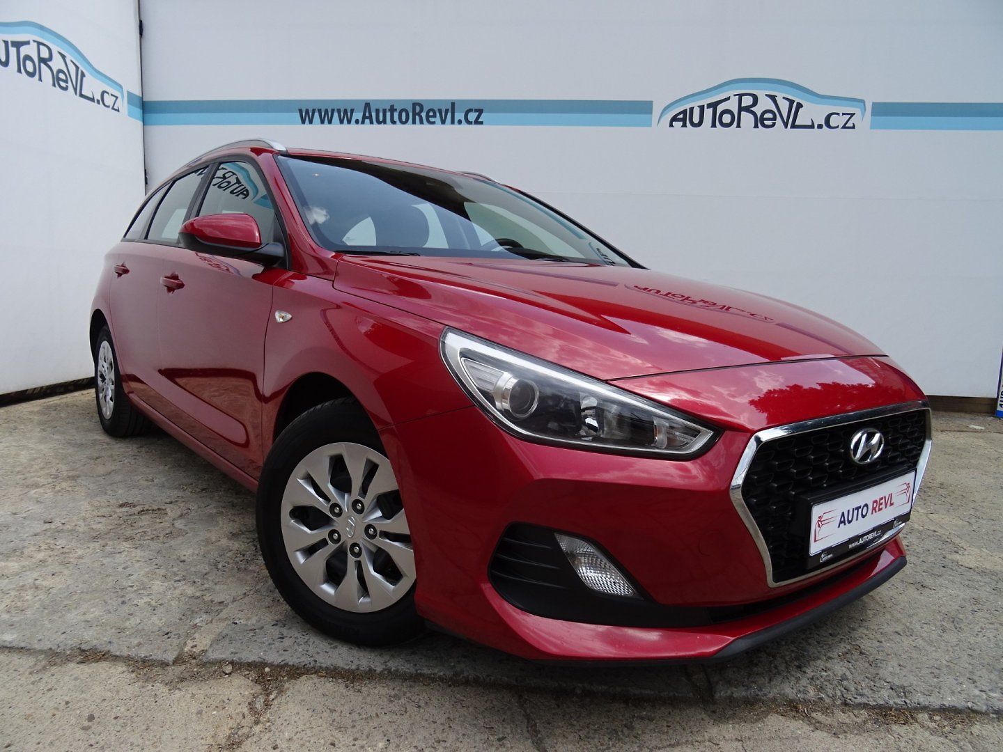 Hyundai i30 1.4i,73kW,1majČR,S.kni,klima