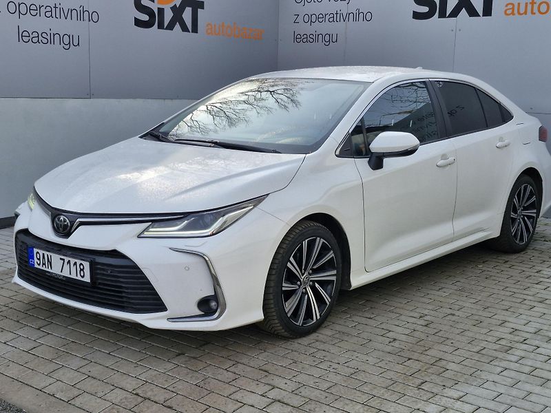 Toyota Corolla  Comfort 1,5 (92 kW) MAN - fotka 1 z 9