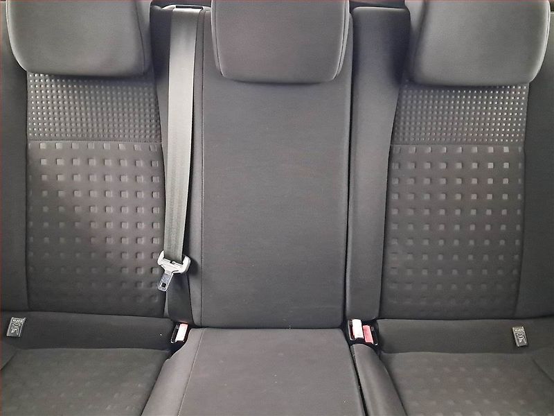 Renault Mégane (2005) 1.5 dCi , nová STK, Klima - fotka 10 z 13