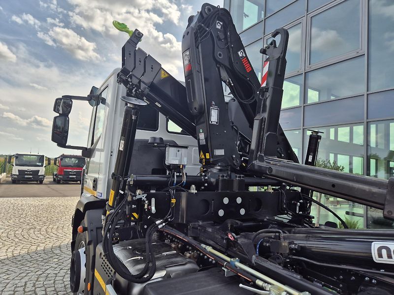 Iveco Eurocargo 180E28 HIAB 088 KONTEJNER  - fotka 22 z 24