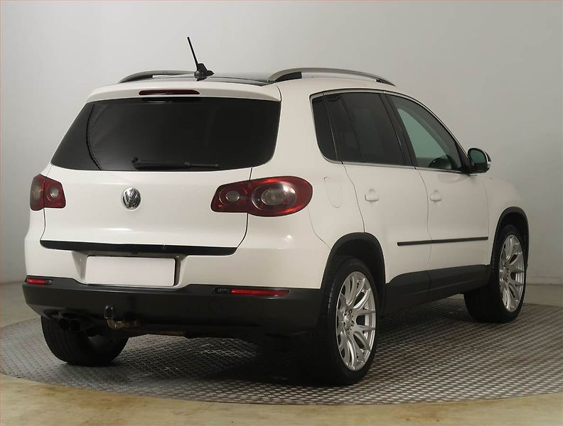 Volkswagen Tiguan (2010) 2.0 TDI, 4X4, Tempomat - fotka 5 z 23