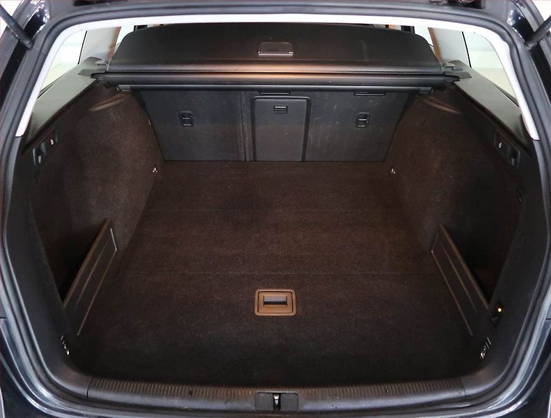 Volkswagen Passat (2014) Comfortline 2.0 TDI, Automat - fotka 13 z 20