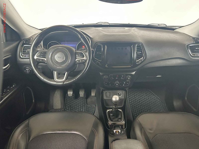 Jeep Compass (2019) 1.4T, Limited, +ALU - fotka 8 z 16
