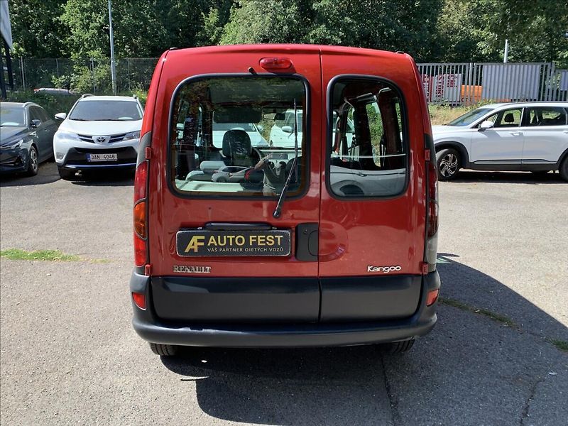 Renault Kangoo 1,2 i - fotka 6 z 15