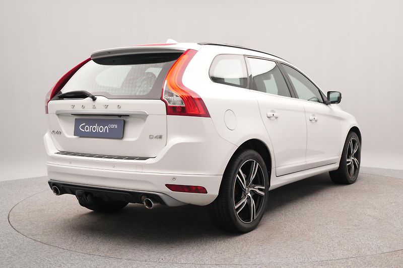 Volvo XC60 D4 R-DESIGN AUT - fotka 10 z 46