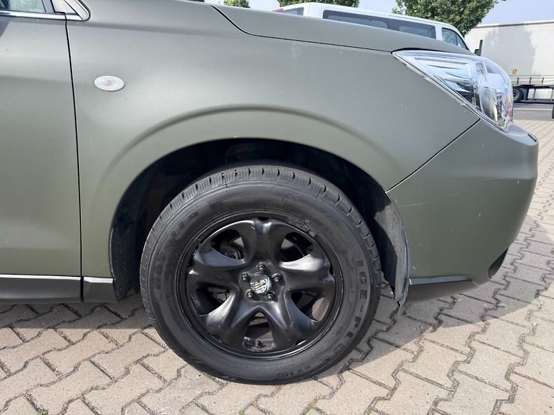 Subaru Forester (2014) 4x4 2,0i 110KW STK ITÁLIE - fotka 16 z 49