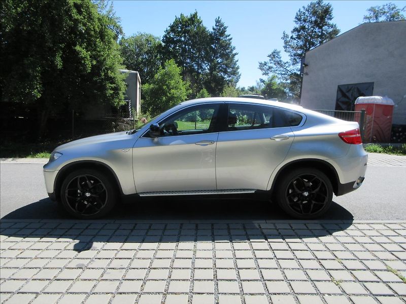 BMW X6 3,0 xDrive35D, 210Kw, Nové v Č - fotka 6 z 28