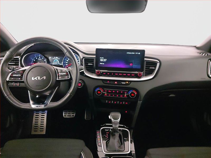 Kia Pro_Ceed (2024) GT-Line 1.5 T-GDI MHEV - fotka 8 z 25