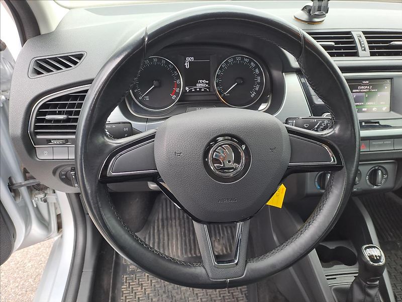Škoda Fabia 1,4 TDI KOUPENO CZ - fotka 11 z 15