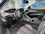 Peugeot 5008 (2017) ALLURE PureTech 130k EAT6 - náhled 17