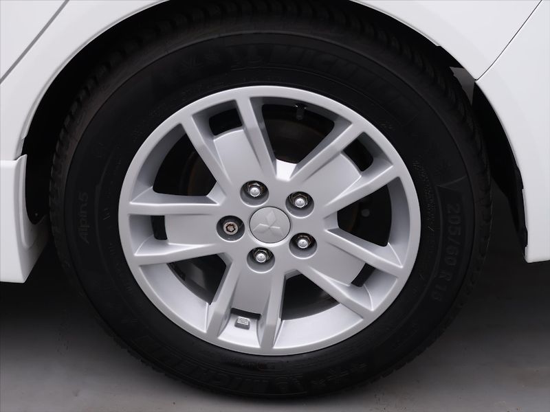 Mitsubishi Lancer 1,8 MIVEC 103kW SPORTBACK CZ - fotka 25 z 32
